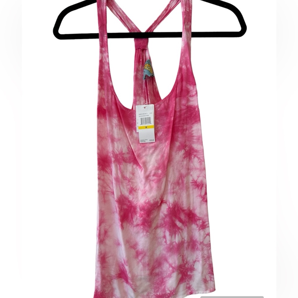 ⭐️NWT⭐️C&C California Pink and White sleeveless Top